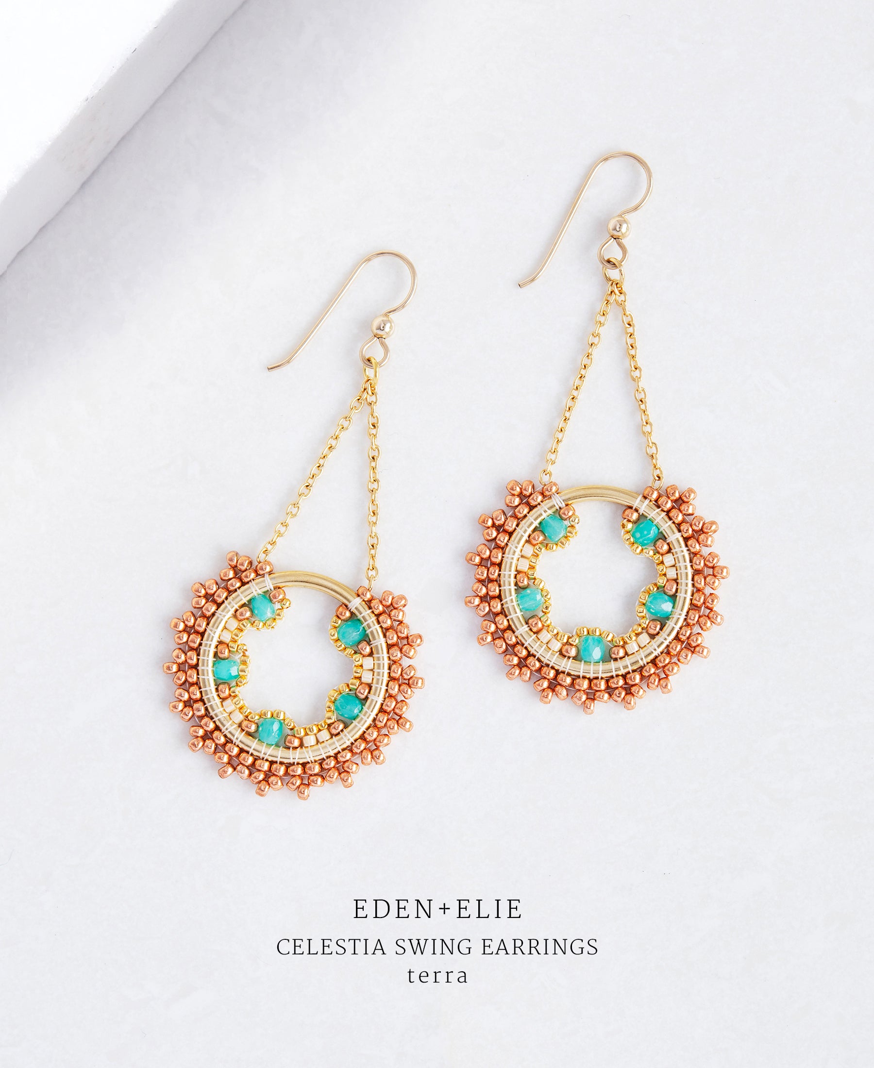 EDEN + ELIE Celestia swing earrings - terra green