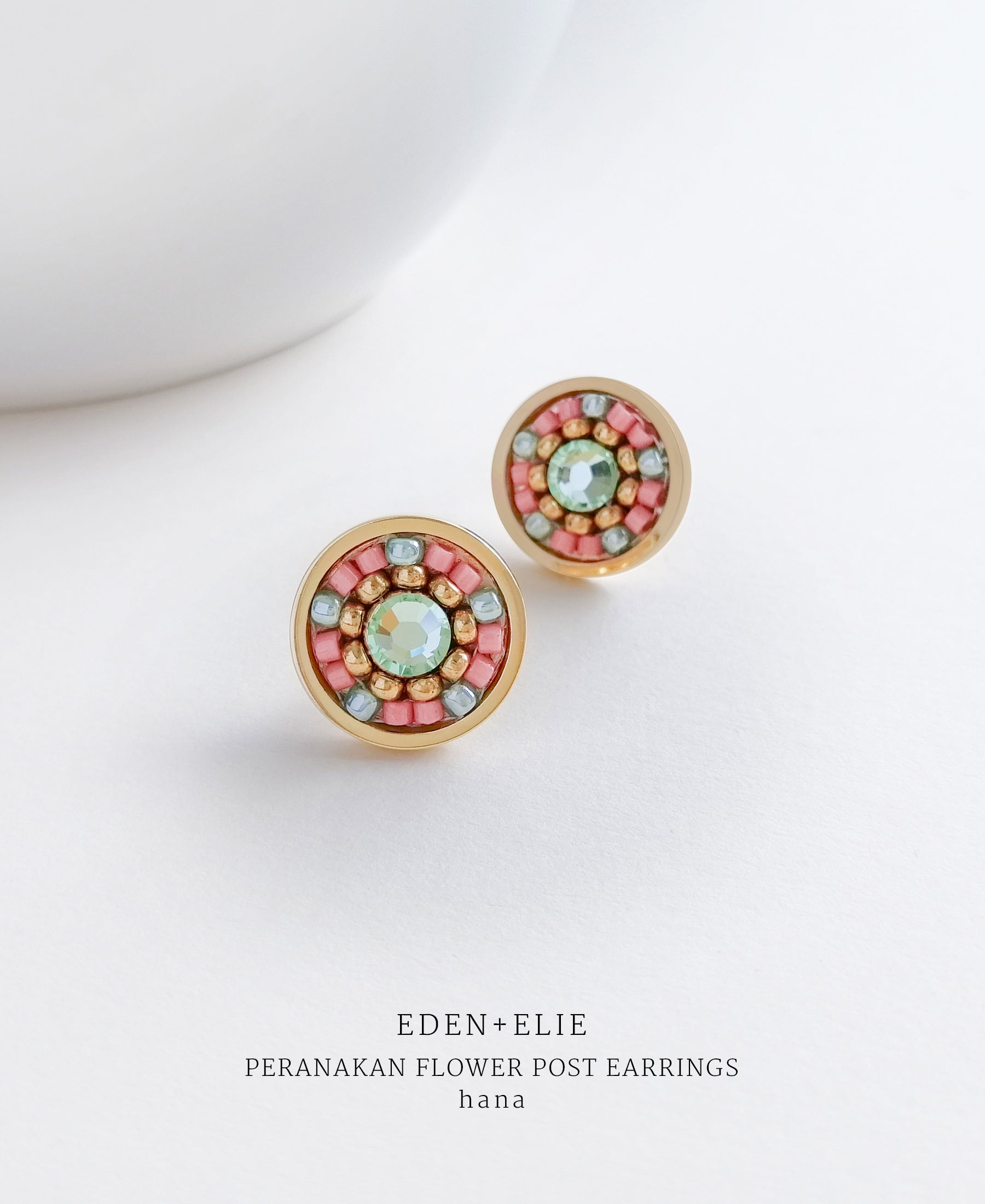 EDEN + ELIE Modern Peranakan flower stud earrings - hana