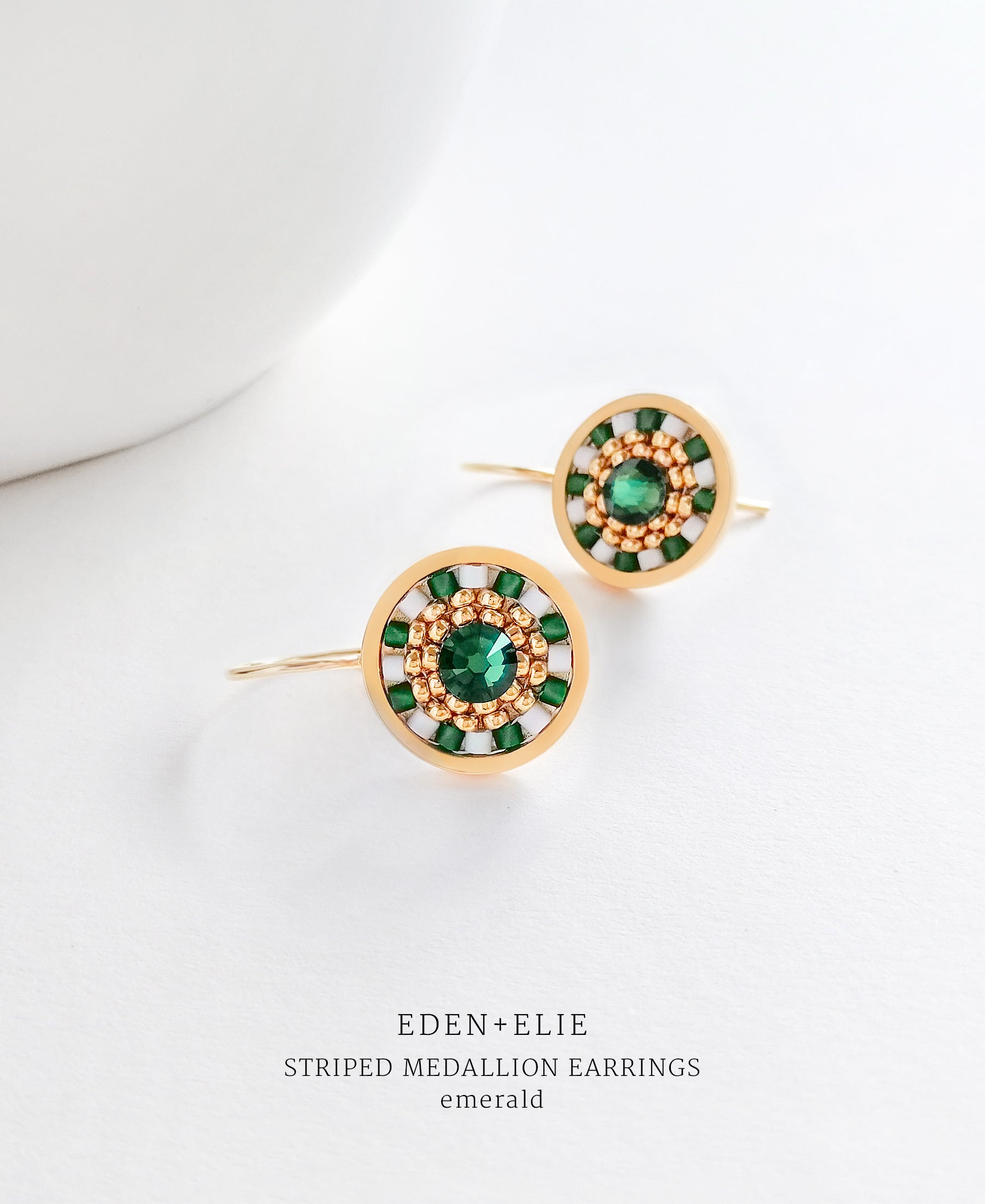 EDEN + ELIE Striped Medallion drop earrings - emerald